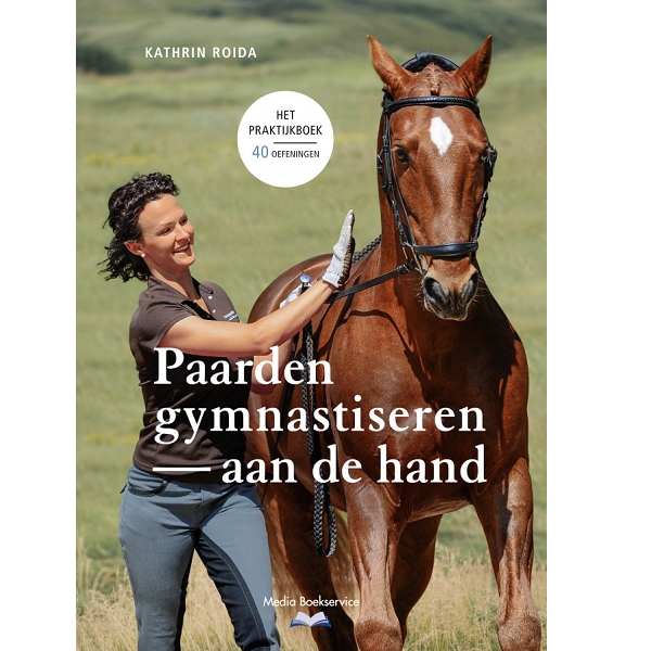 Paarden gymnastiseren aan de hand